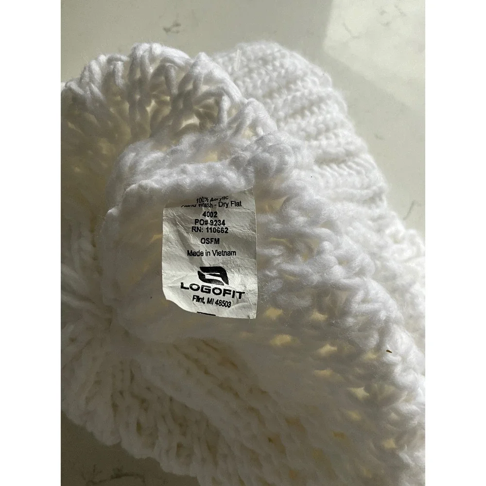 Notre Dame Fighting Irish White Knit Pom Beanie‎ Hat LogoFit Shamrock ND OSFM - Picture 4 of 4